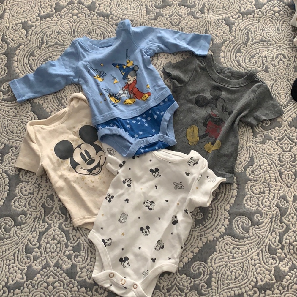Disney theme Onesies set of 4pcs  3-6 months